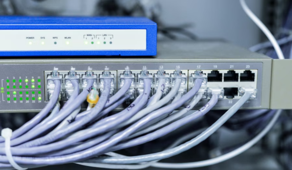 Bus Topology in Cisco Packet Tracer: Building a Network
